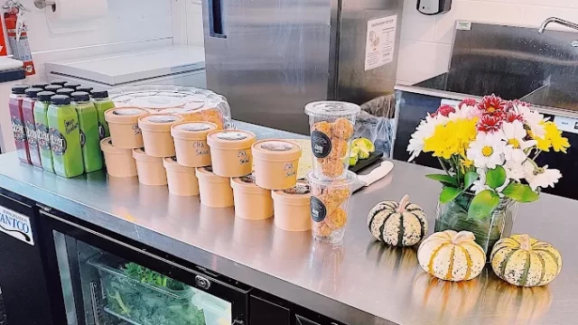 Swoon Juice Bar I