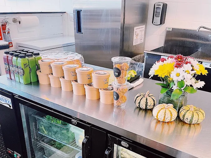 Swoon Juice Bar I