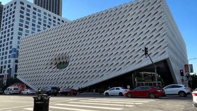 The broad (1)