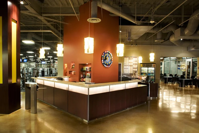 Golds-Gym-Downtown-LA-Front-Desk-Entry