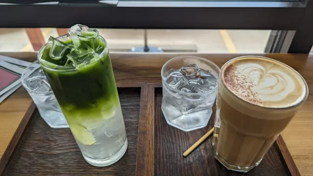 Reverie Coffee & Teahouse
